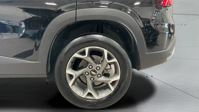 Used 2025 Chevrolet Trax LT w/ LT Convenience Package FWD image 27