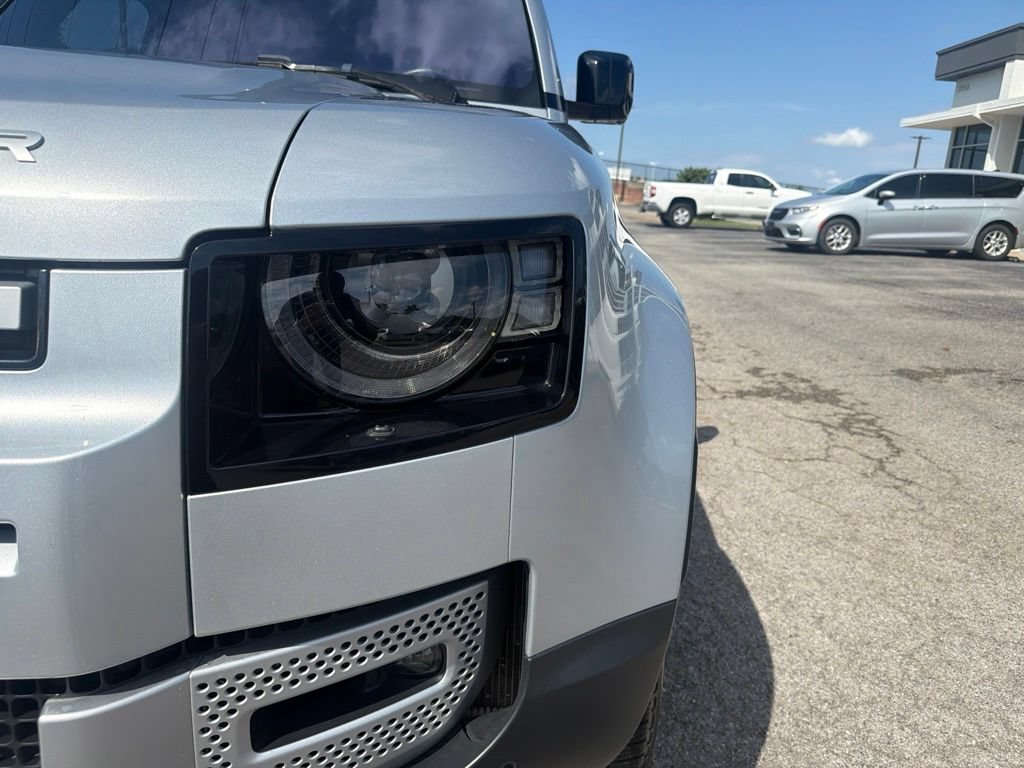 Used 2020 Land Rover Defender 110 SE AWD/4WD image 8