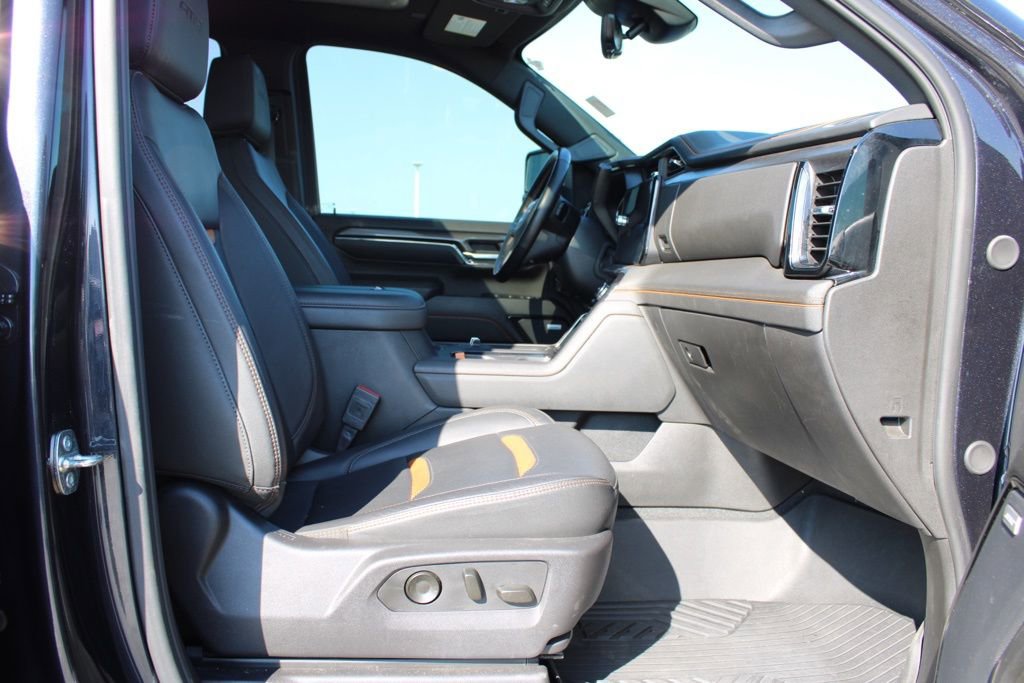Used 2024 GMC Sierra 2500 AT4 w/ AT4 Premium Plus Package image 19