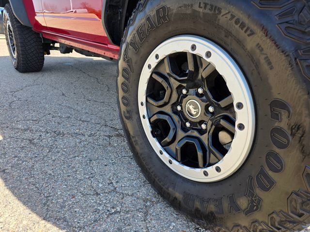 Used 2021 Ford Bronco Big Bend w/ Sasquatch Package image 38