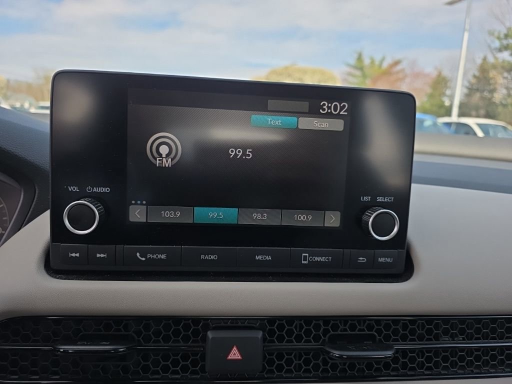 Used 2023 Honda HR-V LX image 15