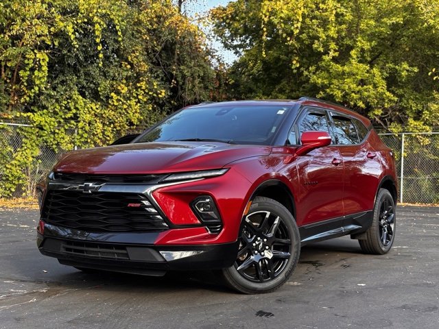 Certified 2023 Chevrolet Blazer RS w/ LPO, Floor Liner Package image 1