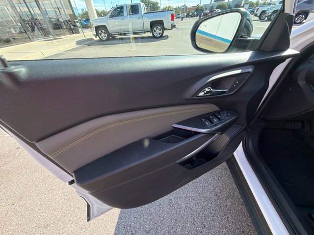 Used 2025 Chevrolet Trax ACTIV w/ Driver Confidence Package FWD image 37