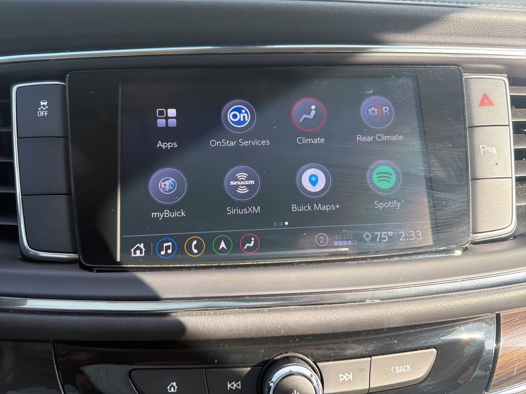 Used 2021 Buick Enclave Essence w/ Sound and Sites Package image 18