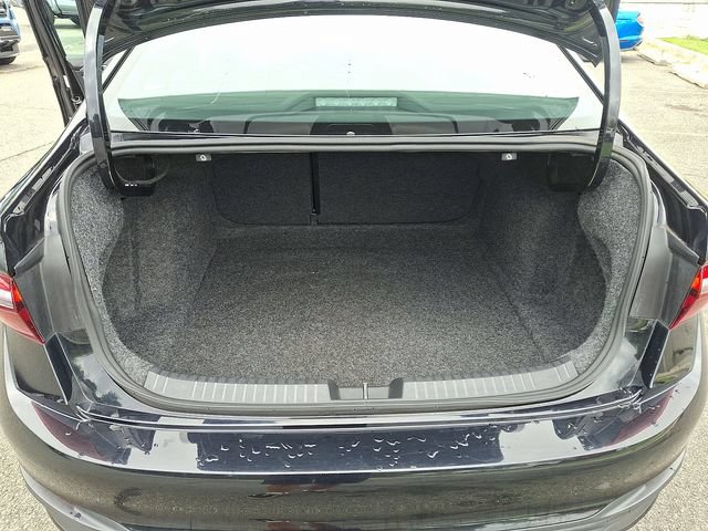 Used 2025 Volkswagen Jetta SE FWD image 28