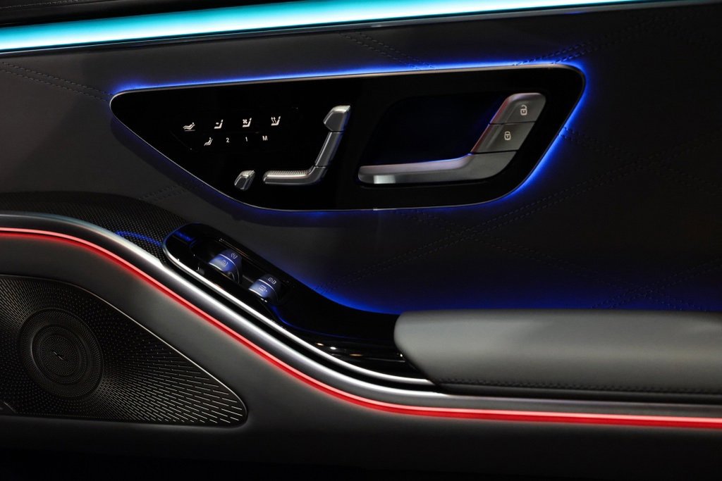 Used 2025 Mercedes-Benz S 63 AMG S image 24