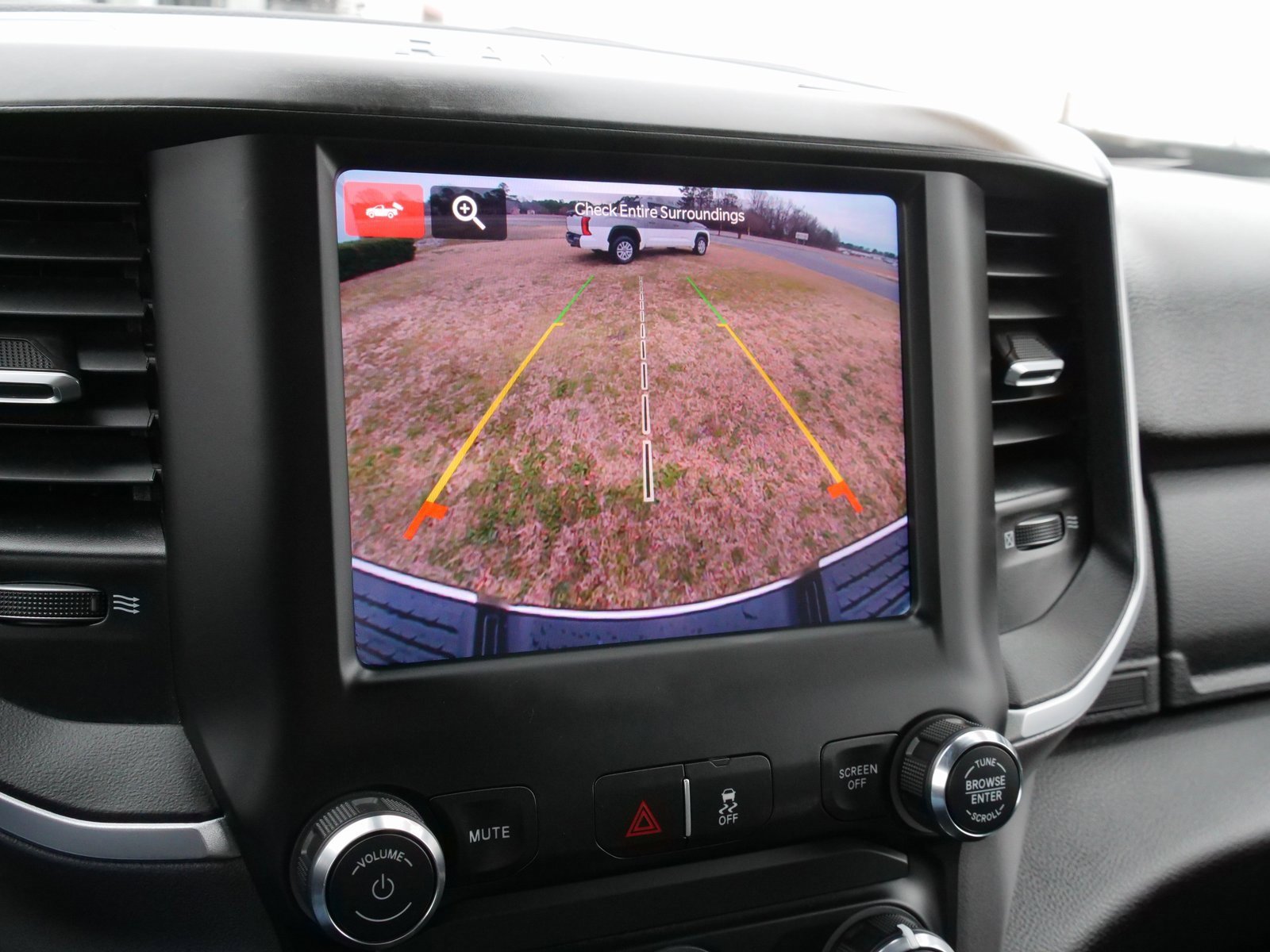 Used 2024 RAM 3500 Big Horn image 28