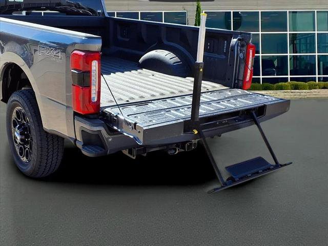 New 2026 Ford F350 Lariat w/ Black Appearance Package image 52