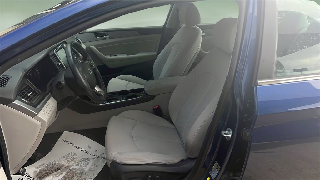 Used 2018 Hyundai Sonata SEL w/ Cargo Package image 16