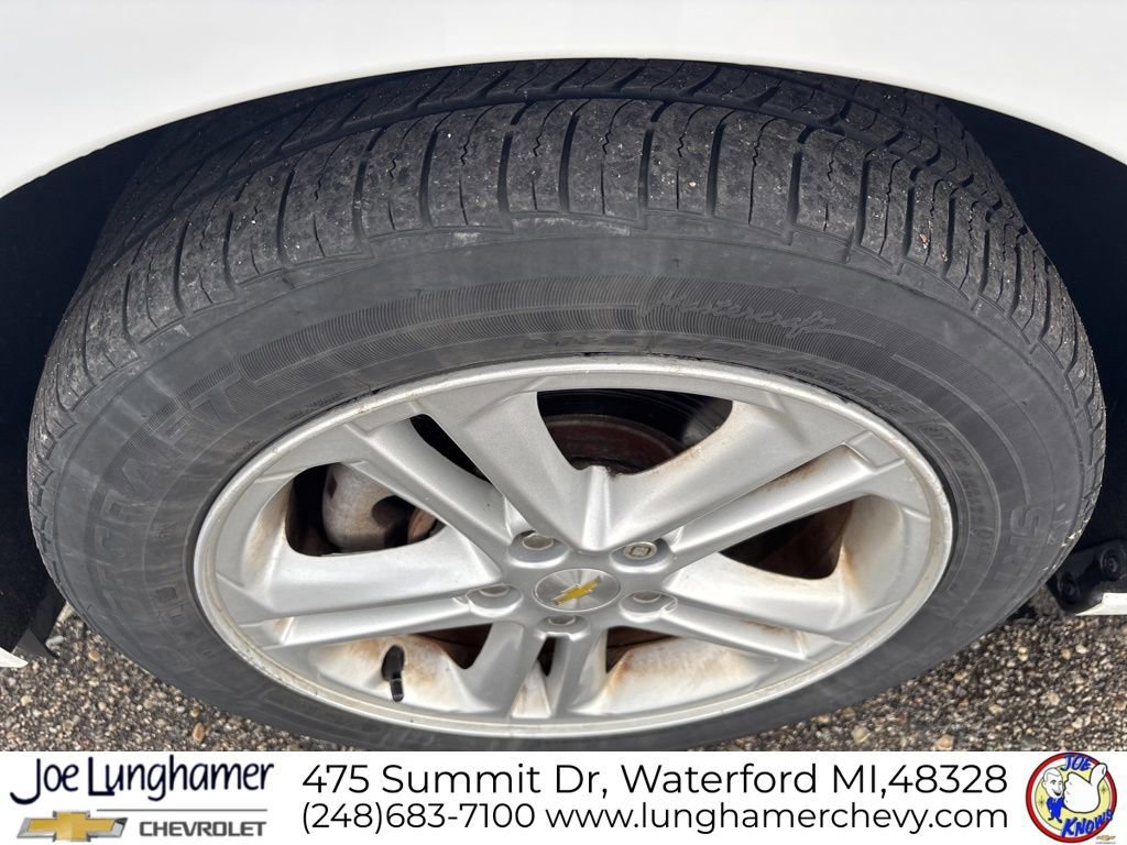 Used 2016 Chevrolet Cruze LT w/ Convenience Package FWD image 9