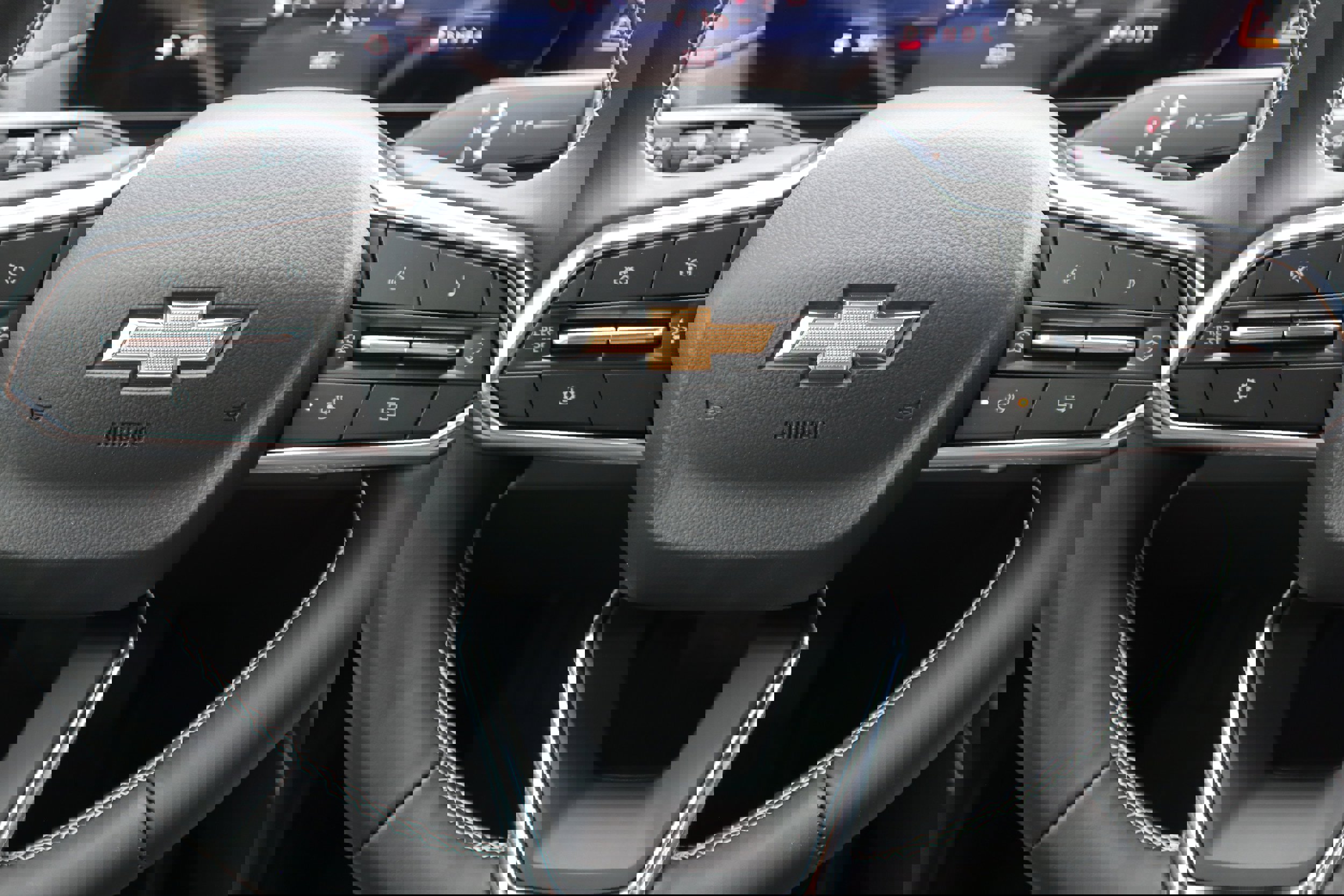New 2025 Chevrolet Traverse LT w/ Driver Confidence Package image 12
