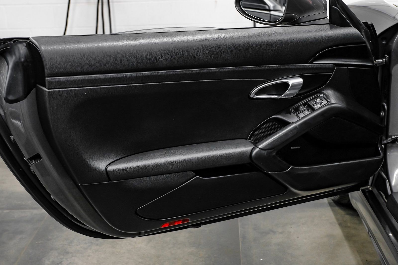 Used 2022 Porsche 718 Cayman image 41