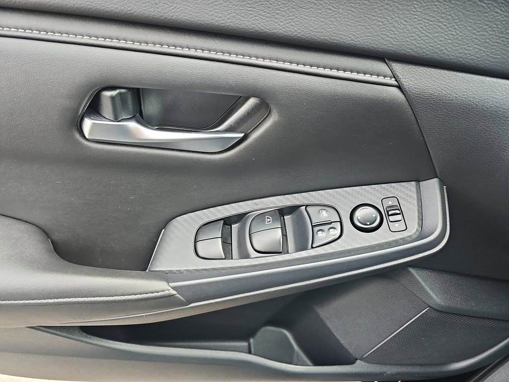 Used 2023 Nissan Sentra SV w/ All-Weather Package image 31
