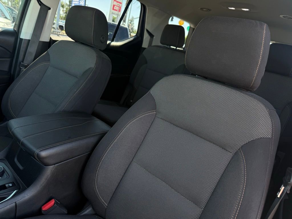 Used 2019 Chevrolet Traverse LT image 16