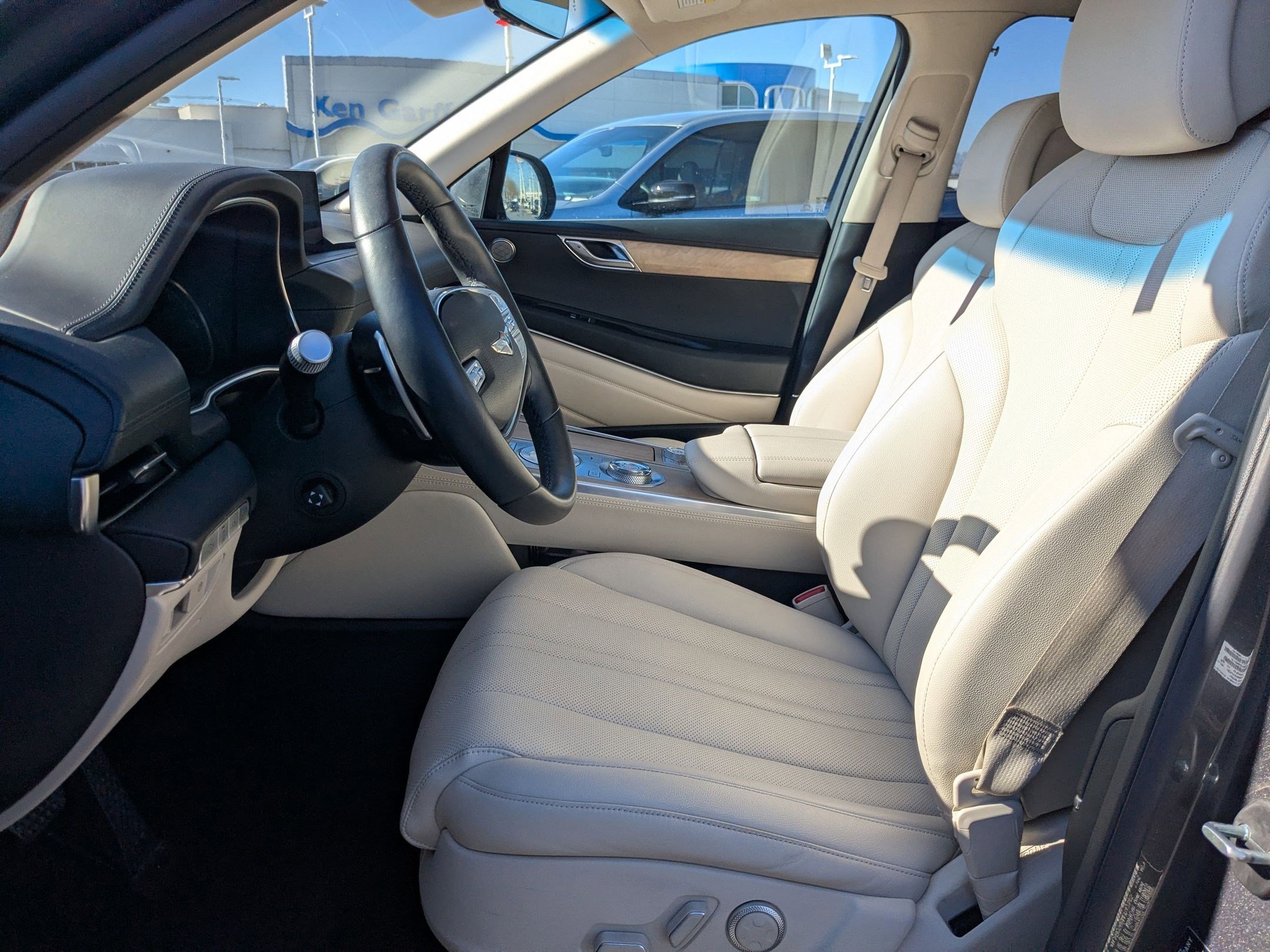 Used 2021 Genesis GV80 2.5T image 17