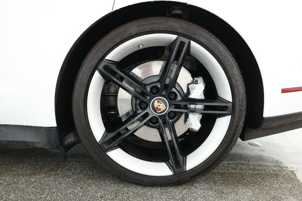 Used 2022 Porsche Taycan 4S image 7