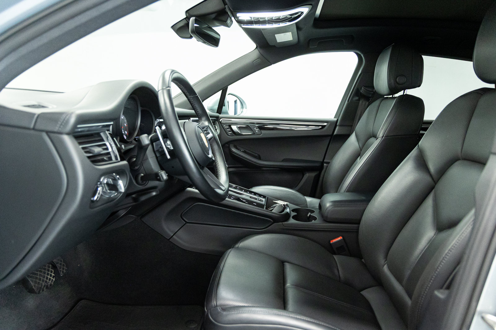 Used 2022 Porsche Macan S w/ Premium Package Plus AWD/4WD image 22