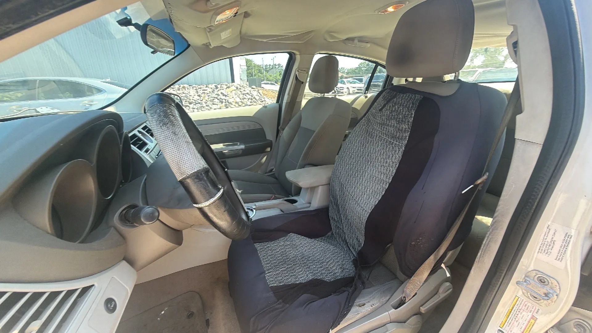 Used 2010 Chrysler Sebring Touring FWD image 8