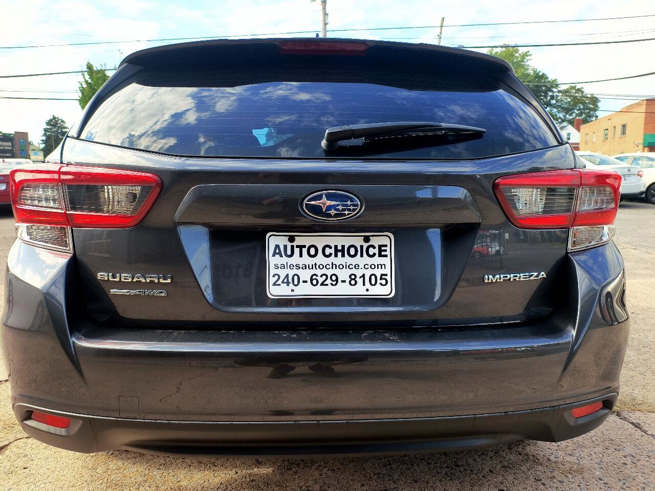 Used 2023 Subaru Impreza 2.0i Premium image 12