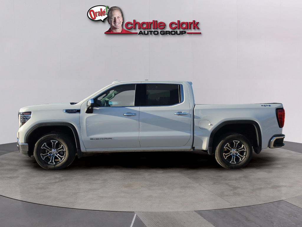 Used 2026 GMC Sierra 1500 SLT AWD/4WD image 2