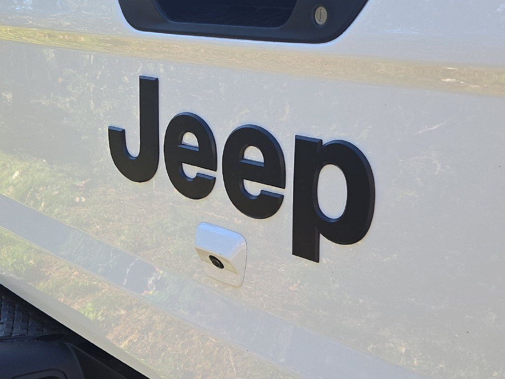New 2026 Jeep Gladiator Sport AWD/4WD image 5