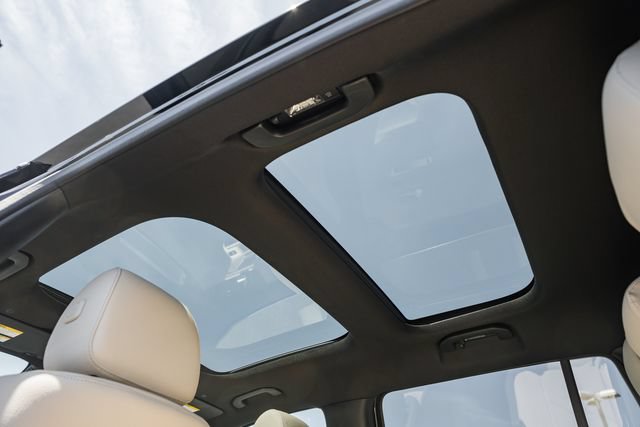 New 2026 Mercedes-Benz GLB 250 4MATIC image 35