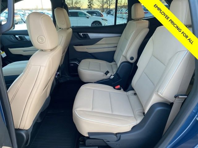 New 2025 Buick Enclave Preferred w/ LPO, Floor Liner Package image 33