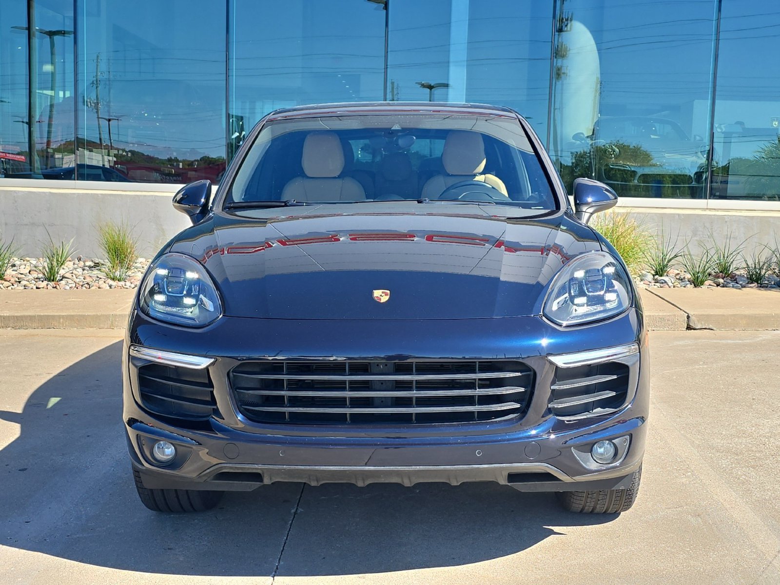 Used 2018 Porsche Cayenne AWD/4WD image 10