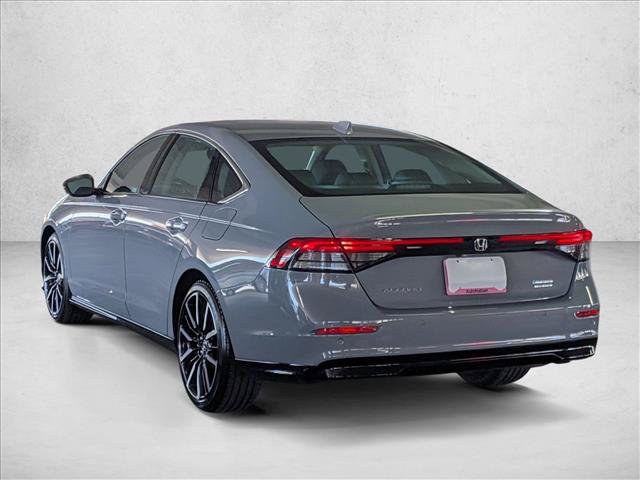 Used 2025 Honda Accord Touring image 7