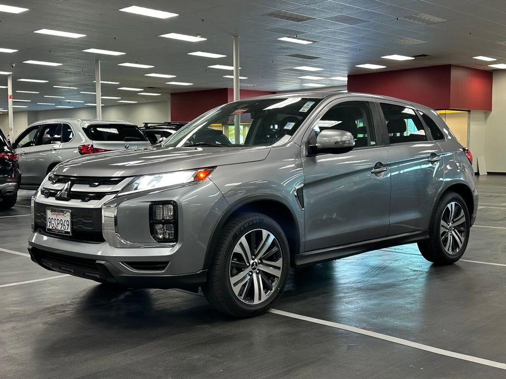 Used 2020 Mitsubishi Outlander Sport SE image 3