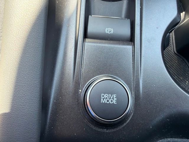 Used 2025 Ford Explorer Active RWD image 36