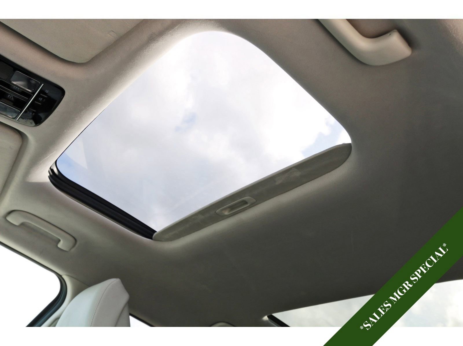 Used 2024 Hyundai Santa Fe Calligraphy image 31