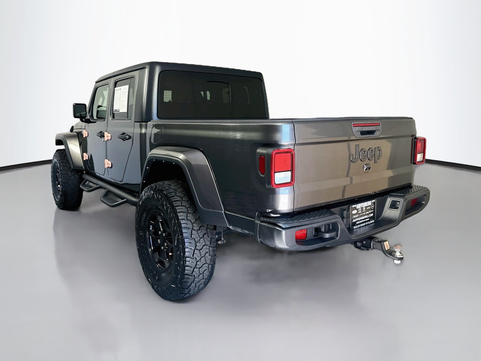 Used 2021 Jeep Gladiator Sport AWD/4WD image 5