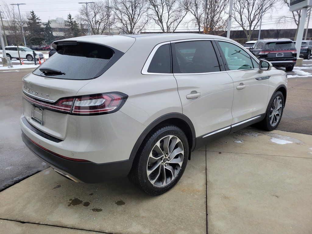 Used 2021 Lincoln Nautilus Reserve image 8