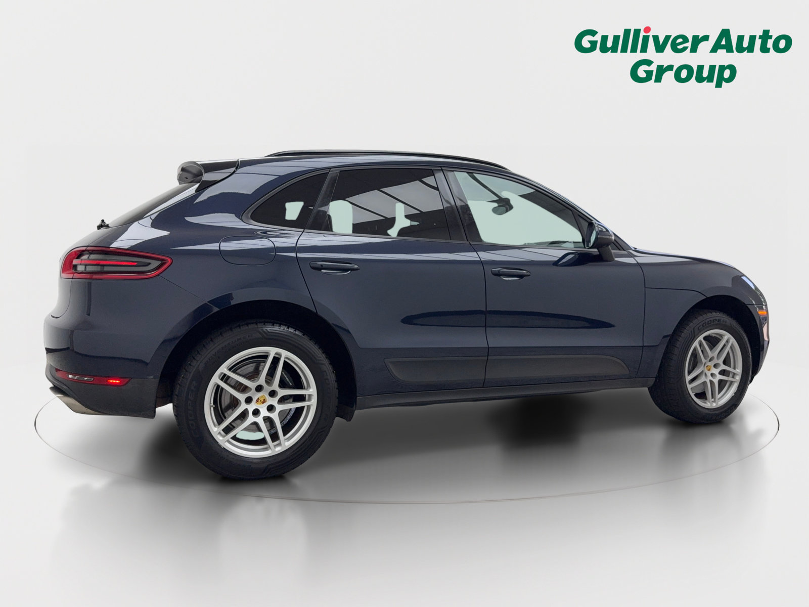 Used 2018 Porsche Macan AWD/4WD image 9