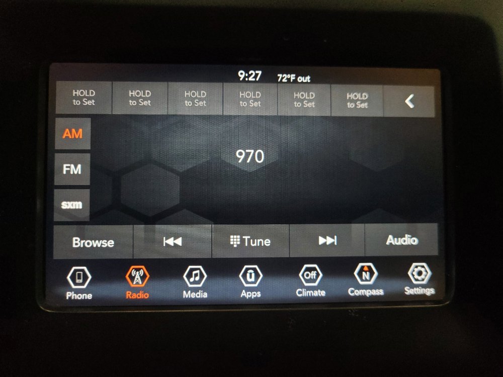 Used 2019 Jeep Cherokee Latitude w/ Popular Appearance Group FWD image 25