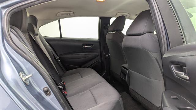 Used 2020 Toyota Corolla LE image 18