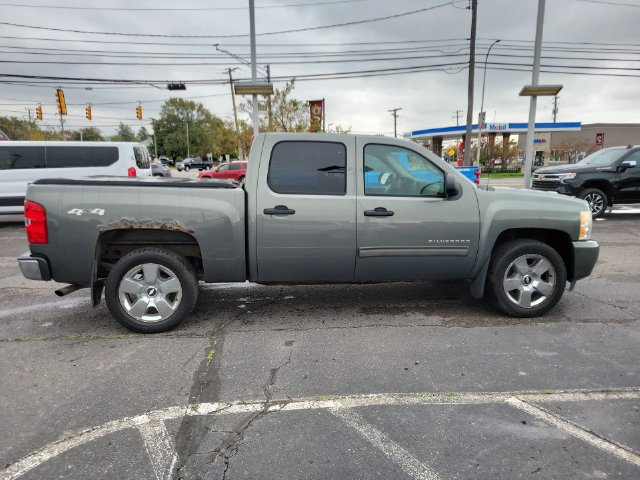 Used 2011 Chevrolet Silverado 1500 LT w/ All-Star Edition AWD/4WD image 9