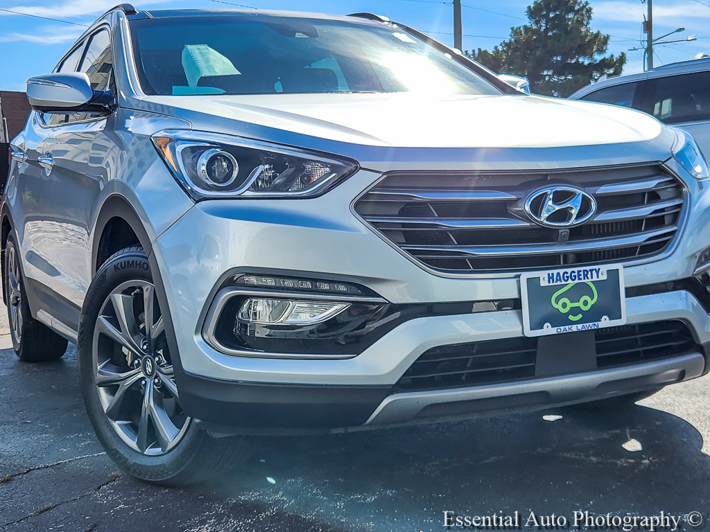 Used 2017 Hyundai Santa Fe Sport w/ 2.0T Ultimate Tech Package 05 FWD image 2