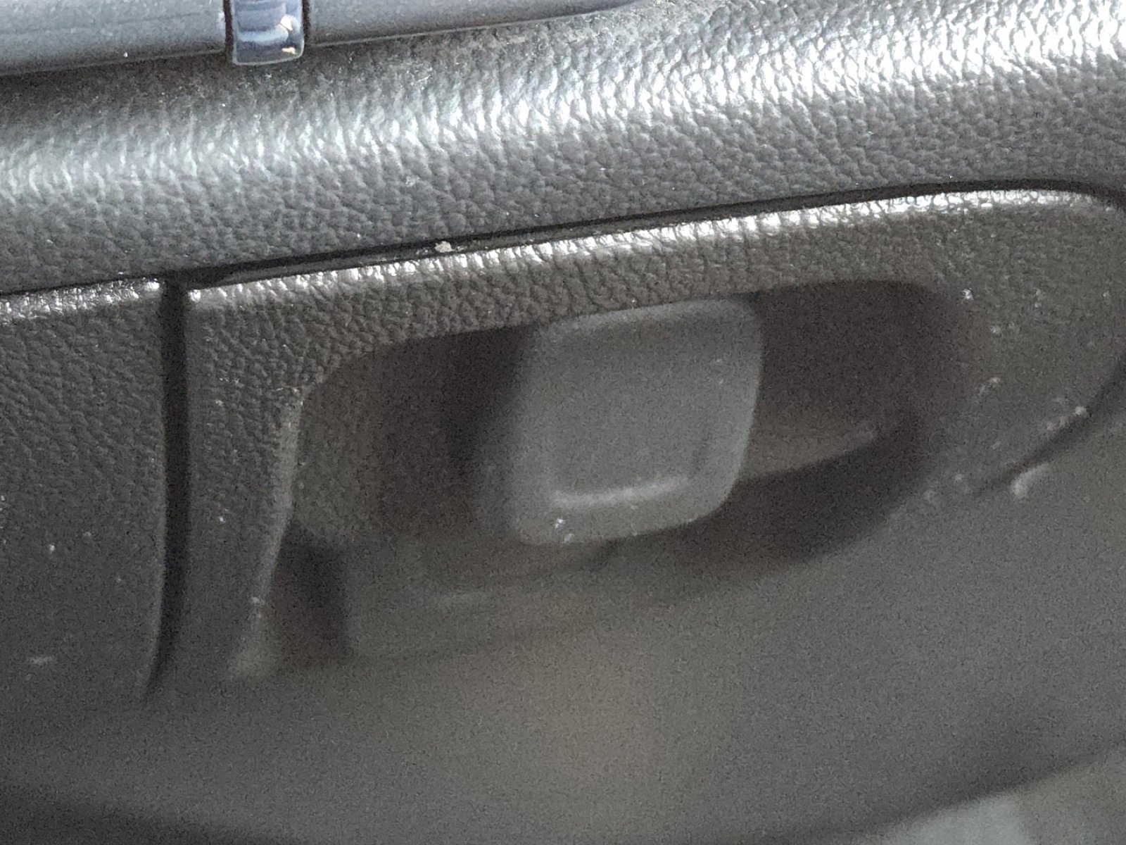 Used 2018 Chevrolet Silverado 1500 LT w/ All Star Edition image 28