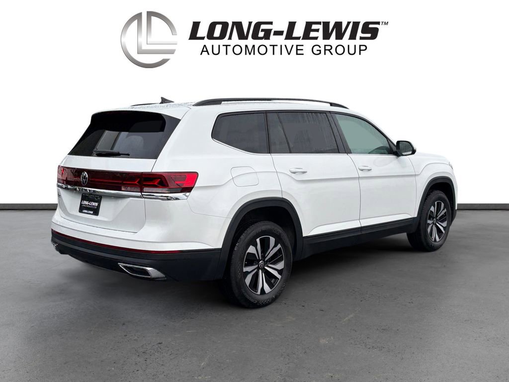 Certified 2026 Volkswagen Atlas SE FWD image 7