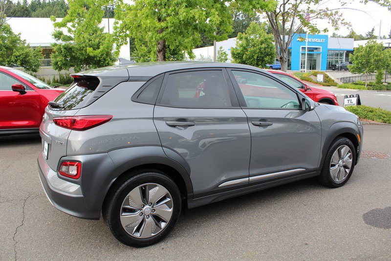 Used 2021 Hyundai Kona Limited FWD image 5