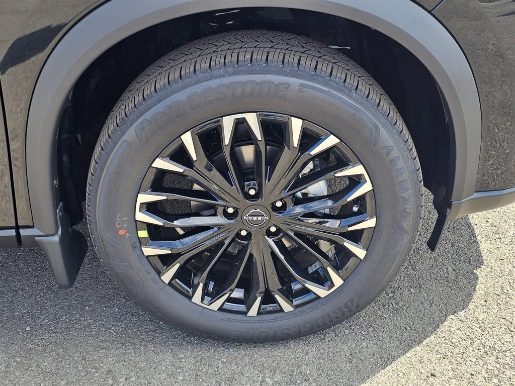 New 2026 Nissan Rogue Dark Armor AWD/4WD image 29