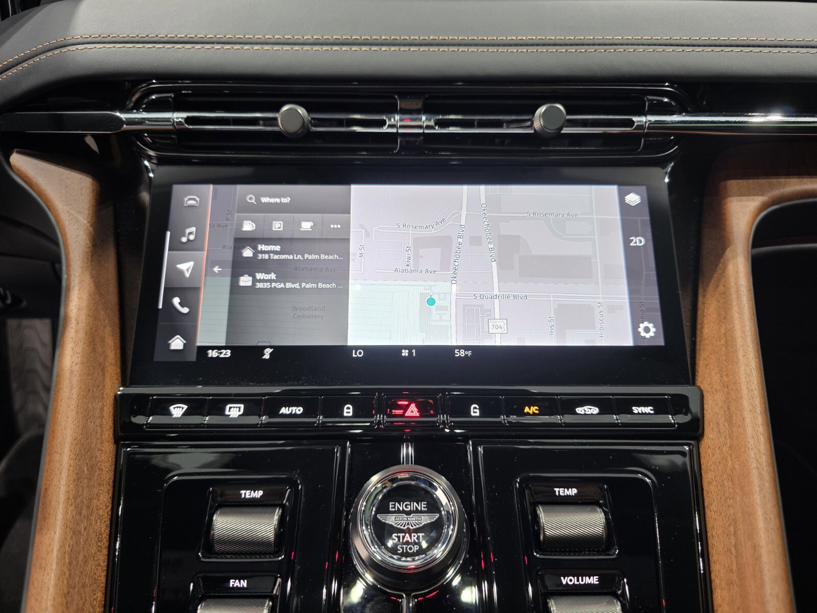 Used 2025 Aston Martin DB12 Coupe image 14