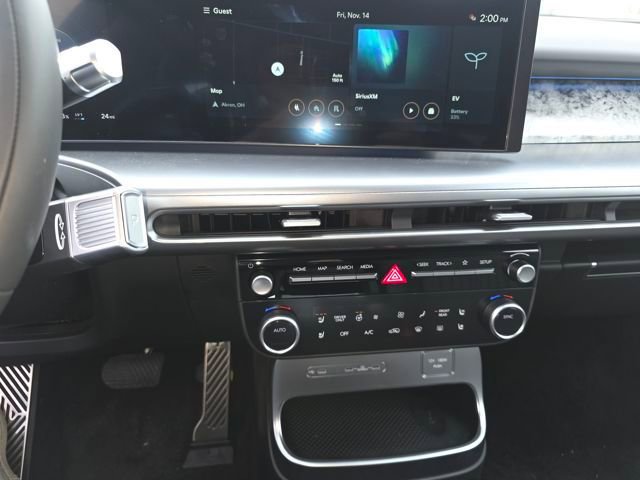 New 2026 Hyundai Ioniq 9 Calligraphy image 10