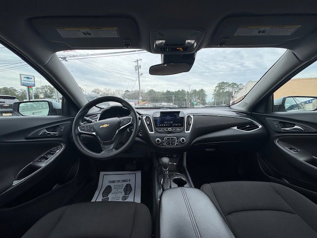 Used 2024 Chevrolet Malibu LT image 11