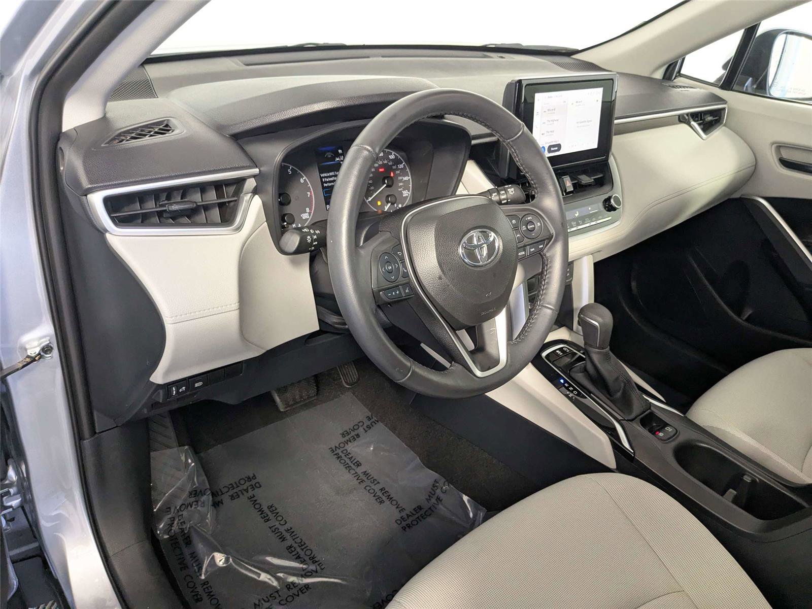 Certified 2024 Toyota Corolla Cross LE w/ Moonroof Package image 23