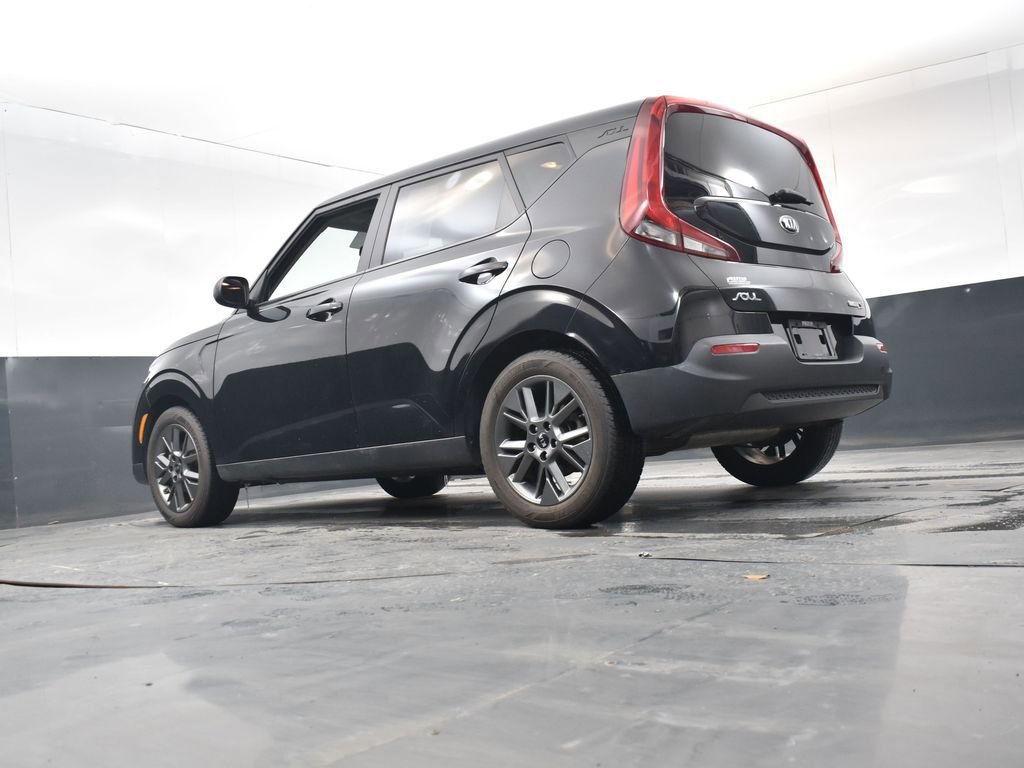Used 2021 Kia Soul S image 22