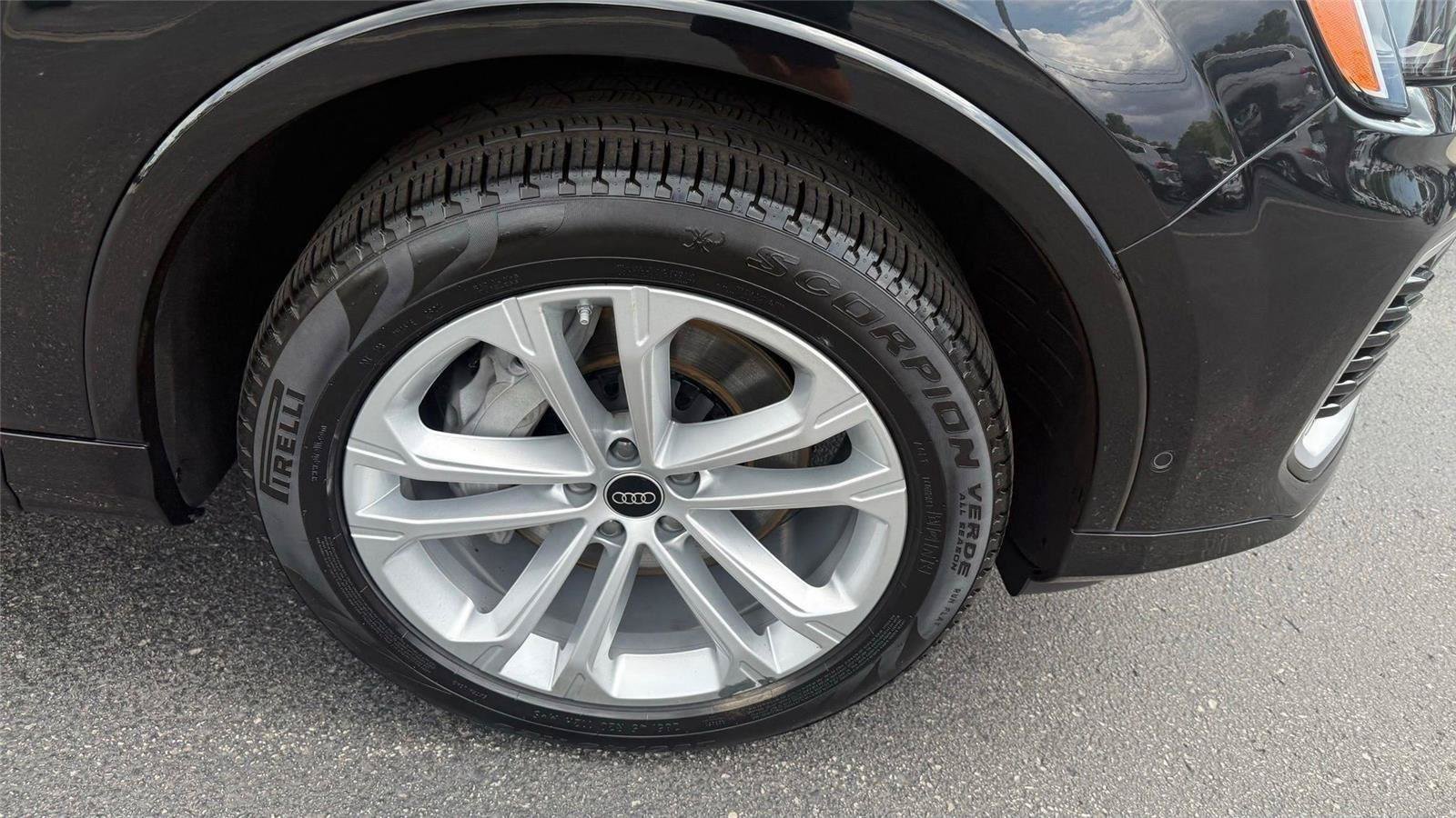 Used 2025 Audi Q7 3.0T Premium Plus AWD/4WD image 12