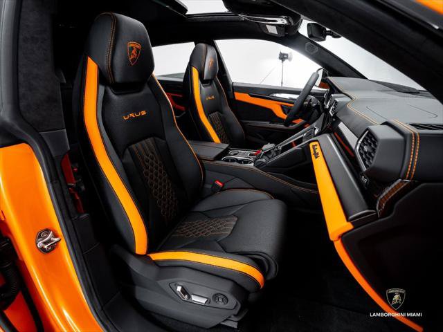 Used 2024 Lamborghini Urus S AWD/4WD image 40